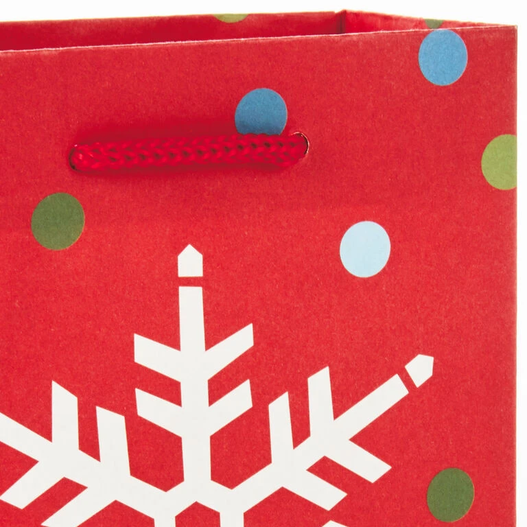 Hallmark Assorted Sizes And Designs 18-Pack Christmas Gift Bags 8 Hallmark Assorted Sizes And Designs 18-Pack Christmas Gift Bags - Image 8