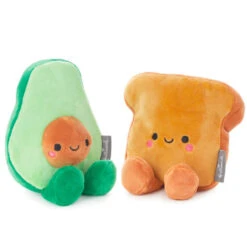 Hallmark Better Together Avocado And Toast Magnetic Plush, 5" -Hallmark Avocado and Toast Magnetic Plush 1KID2091 04