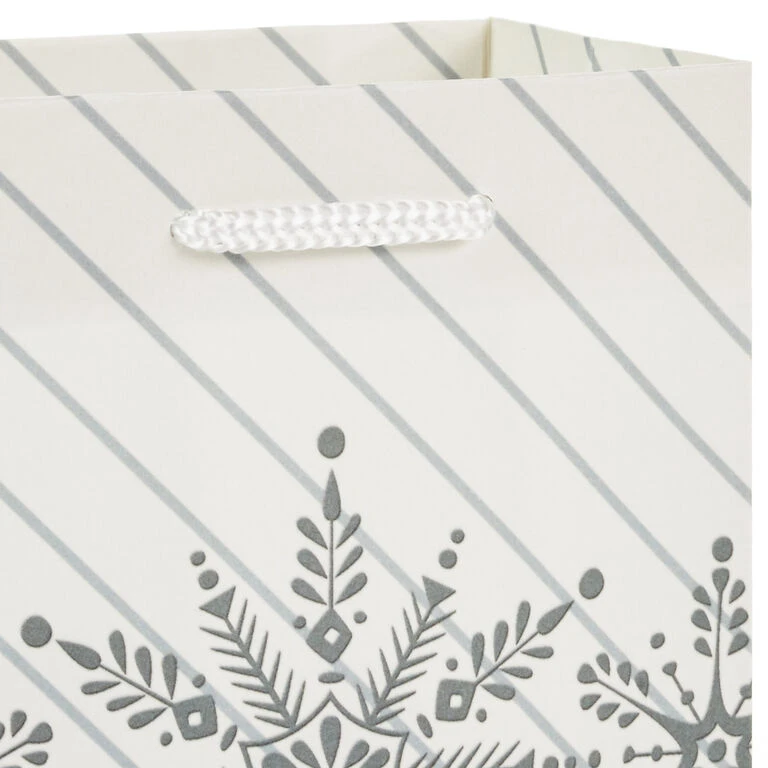 Hallmark Bulk Blue And Gray 18-Pack Holiday Gift Bags, Assorted Sizes And Designs 8 Hallmark Bulk Blue And Gray 18-Pack Holiday Gift Bags, Assorted Sizes And Designs - Image 8