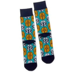 Hallmark Star Wars: The Mandalorian™ Helmet Novelty Crew Socks 6 Hallmark Star Wars: The Mandalorian™ Helmet Novelty Crew Socks -Hallmark Star Wars The Mandalorian Helmet Novelty Crew Socks 1SHP2161 03